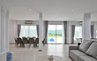 Konmek Poolvilla - Pool
