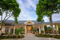 Jiajing Xiaozhu Hostel - Mountain view