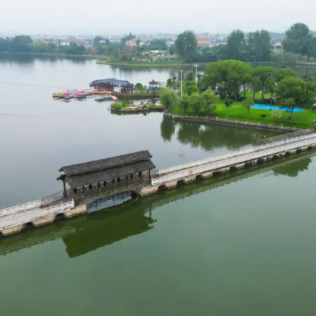 Maohu Water Town Lakeside Homestay