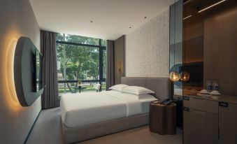 Zhuhai Lishang Hotel (Lvren Road Beach Swimming Pool)
