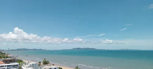 NeO Seaview Condo Pattaya Jomtien Beach - Infinity Pools