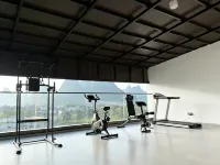 Yintianju Panoramic Light Luxury Hotel (Xingping Ancient Town) - palestra