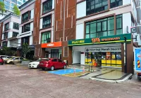 Clio 2 Modern 3BR | Near IOI Mall Putrajaya, MAEPS & Hospitals Serdang - Parkplatz