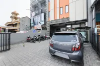 RedDoorz Plus @ Kedaton Lampung - 2 Sao