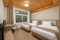 Huaxi·Longmen Manor Hotel (Longmen Grottoes Northwest Service Area Longmen High-Speed Rail Station) - Park Yeri