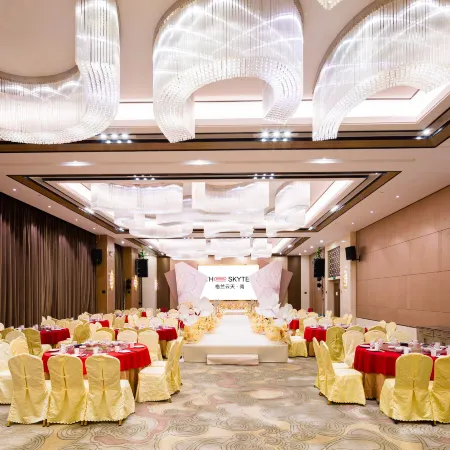 Longchuan Glen Yuntian Yue Hotel