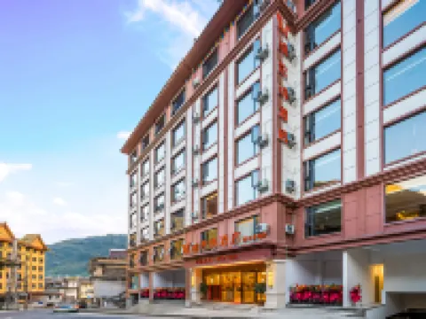 Vienna Hotel(Nujiang Gongshan Store) Hotel di Gongshan