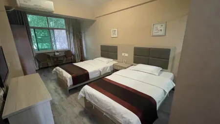 Rongqi Hotel Отели рядом с достопримечательностью «Miyi Lisu Terraced Fields Scenic Area»