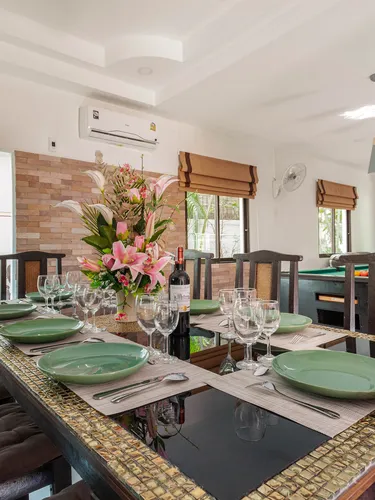 รูปภาพของMadee Villa - Pattaya Holiday House Walking Street 6 Bedrooms
