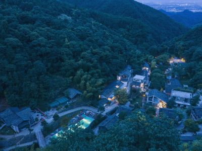 Shilily Hidden World Beishan Villa Resort