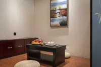 Liuzhou An'an International Hotel (Wuling Baojun Avenue) Hotels near Guangxi University of Technology Lushan College