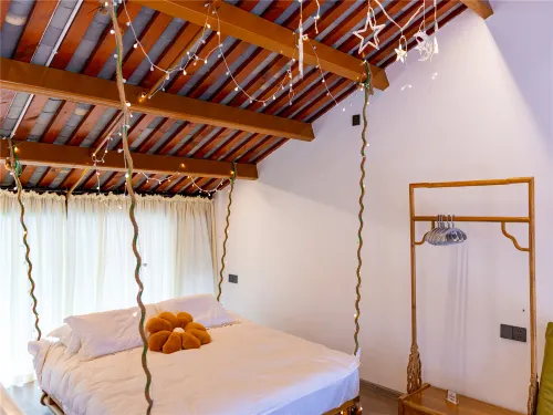 Jiangyou · Original Aspiration: Mountain Log Cabin Duplex Vacation Homestay - Kitchens