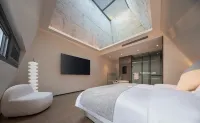 Yueyang KING RESORT (Dongting Lake China Panda Garden) - balcony