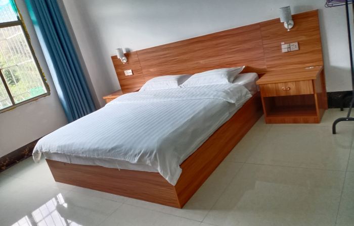 Xinyi Hotel