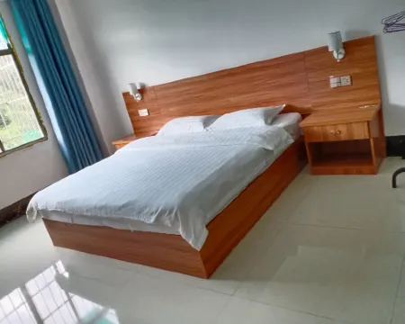 Xinyi Hotel Hotels in Xilin