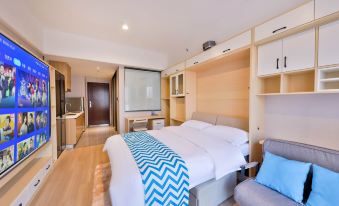 LeDream Resort Apartment (Dalian Zhongshan Square)