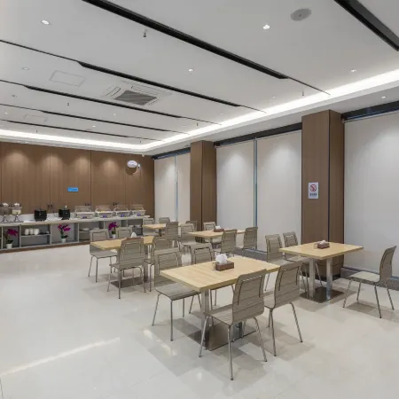 Yeste Yestour Hotel (Qinzhou Pubei Yuezhou Avenue)