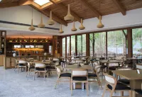 Waterfall Village Resort - breakfast