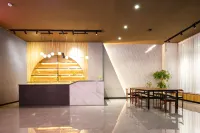 U飯店（賀州萬達廣場店） - 2 星級