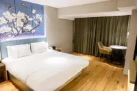 Magnotel Hotel (Nanjing Lukou Airport) 루커우 버스 터미널 주변 호텔