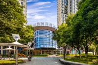 The Origin Hotel (Wenzhou Jinxiulu Times Square) Hotels near Longxu Pond