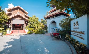 Anyin Lanna Villa Resort