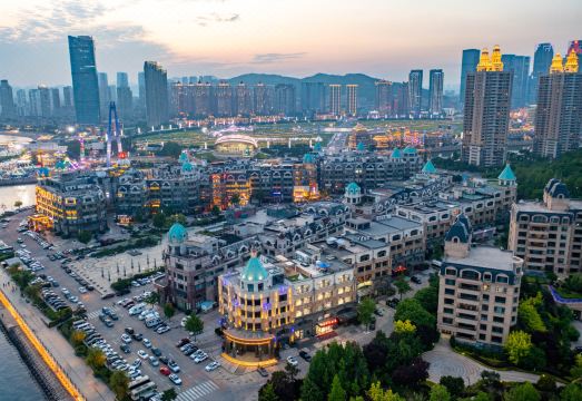 다롄 하이칭톈 호텔의 바다 전망 객실 내부