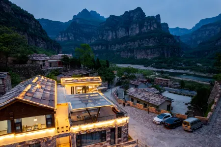 Linzhou Yishan Yishe Homestay Отели рядом с достопримечательностью «Wangxiangyan»