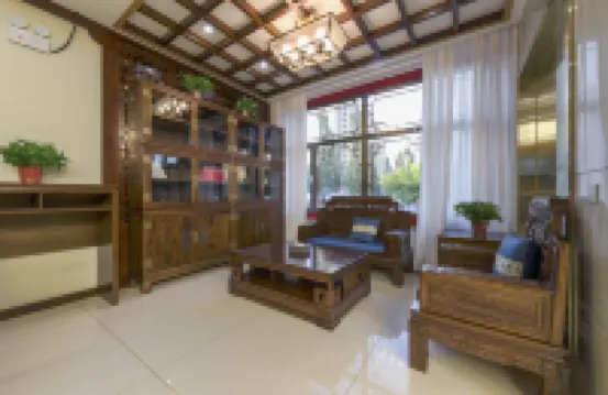 Elong R.YUN Hotel (Wulanchabu Zhiye Railway Station)