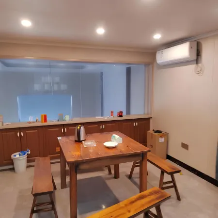 Xinchang Yongjia Homestay