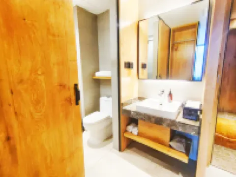 Yitel Hotel (Harbin Civil Aviation Building Provincial Government) Hotels in Harbin