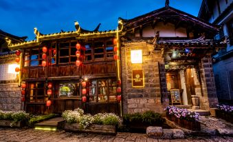 Nanshan Caotang Hotel (Lijiang Shuhe Shishang Liuquanyuan)