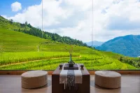 Longji West Window Moon Homestay (Jiulong Wuhu Observation Deck) - Balcony