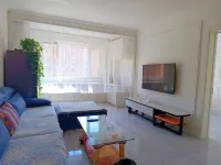 Baoqing Orange Family Homestay Hotels in Baoqing