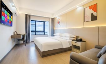 Huaqi Hotel (Dianchi Convention and Exhibition Center Haile World)