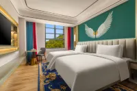 Ramada by Wyndham Shaoguan Danxia Mountain Hôtels à : Renhua