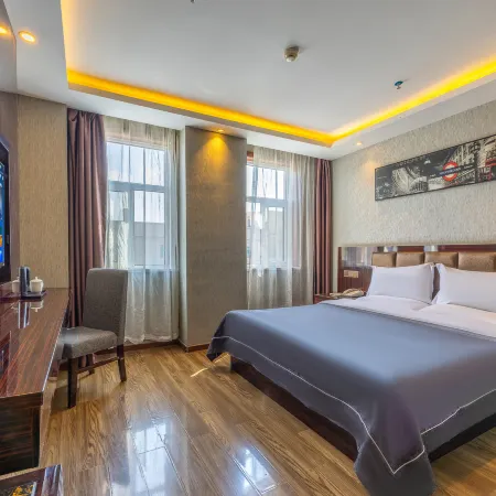 Manhattan Light Hotel