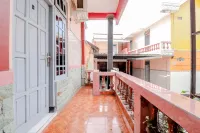 Losmen Panorama Hotels in Kretek