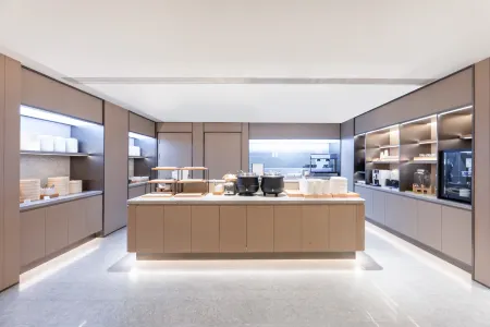 JI Hotel (Funan Baihuodalou) Отели в г. Фунань