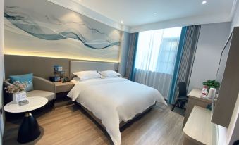 Phoenix Hotel Yaju (Pingdingshan Heping Road Pedestrian Street Store)