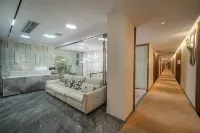 Muqiju (Jinping Bus Station) Hotels in Jinping