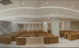 Lakeview Hotel, YuanDu - Housity