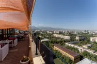 Reikartz Sky Almaty - Romantisk