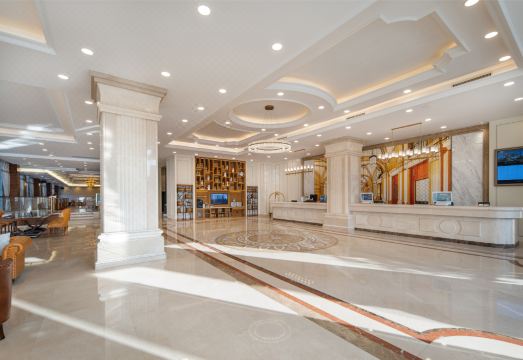 선전 룽강구의 깔끔한 호텔 객실 모습