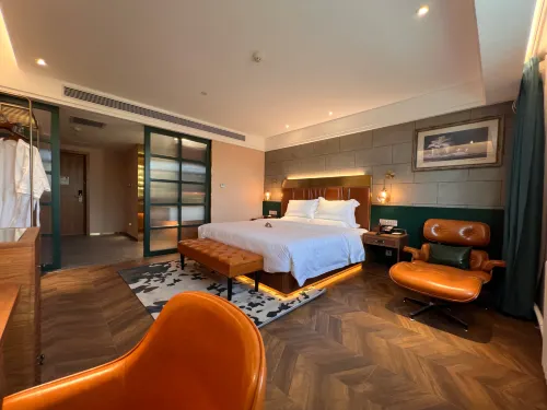 Zhe Fei Hotel (Urumqi Dade Zhongyinggong Subway Station）