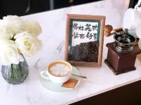 Xi Xiaoshi Designers High View Scenic Hotel (Kunming Dounan Flower Market Branch)