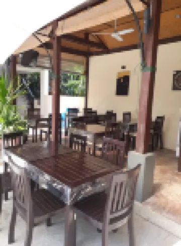 艾姆琺廣場酒店