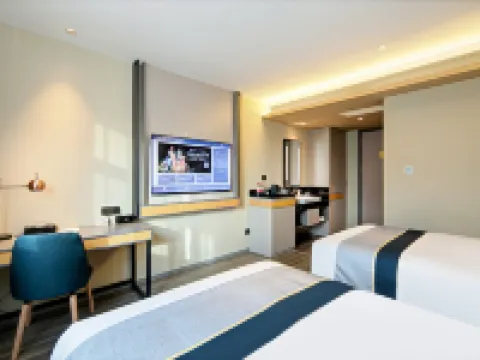 Homeinn Selected Hotel (Xiangfen Fenhe Scenic Bridge Longshan Road) Hotels in Xiangfen
