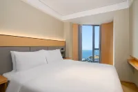 JI Hotel (Zhanjiang Jinshawan Beach Wanda Plaza Branch) - balcony