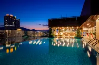 Gonsala Hotel Nha Trang - Infinity Pools